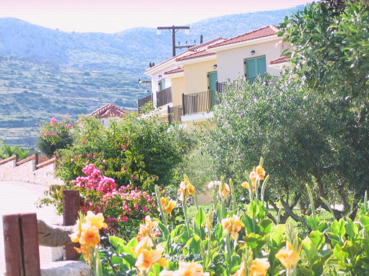 Livadaki Village Hotel Skala  Kültér fotó