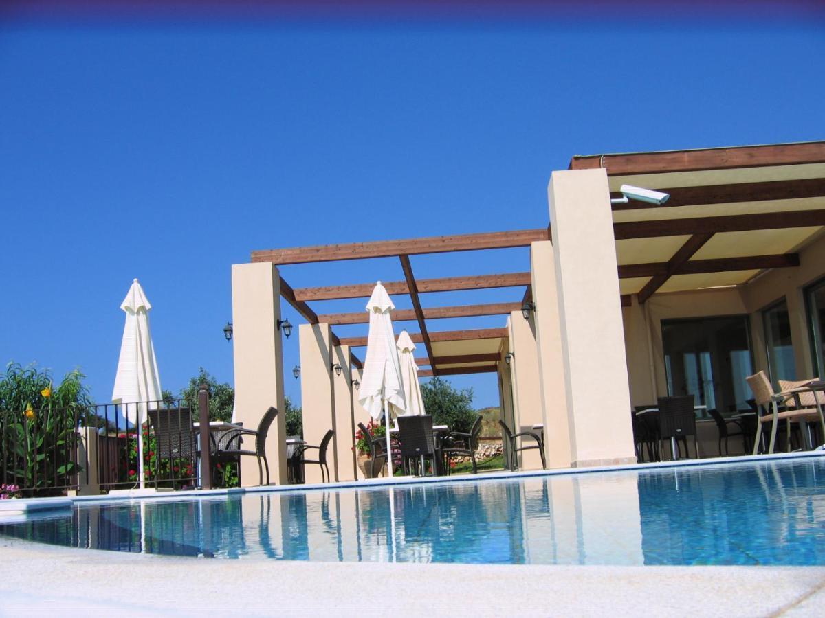 Livadaki Village Hotel Skala  Kültér fotó